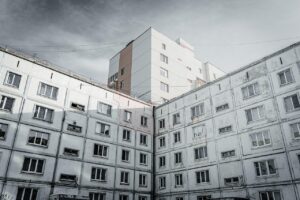 ブルーライトが原因の肌くすみ対策にはどんな方法がある？