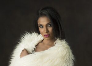 透明感メイクにおける鼻周り崩れの直し方手順は？